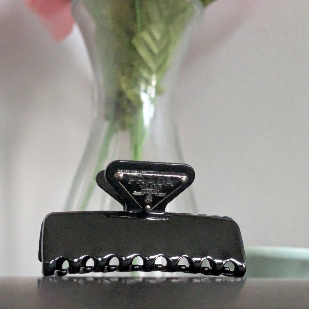 Prada Black Hair Clip - Picture 4 of 5